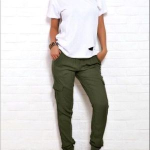 Meet your Posher, Gabriella